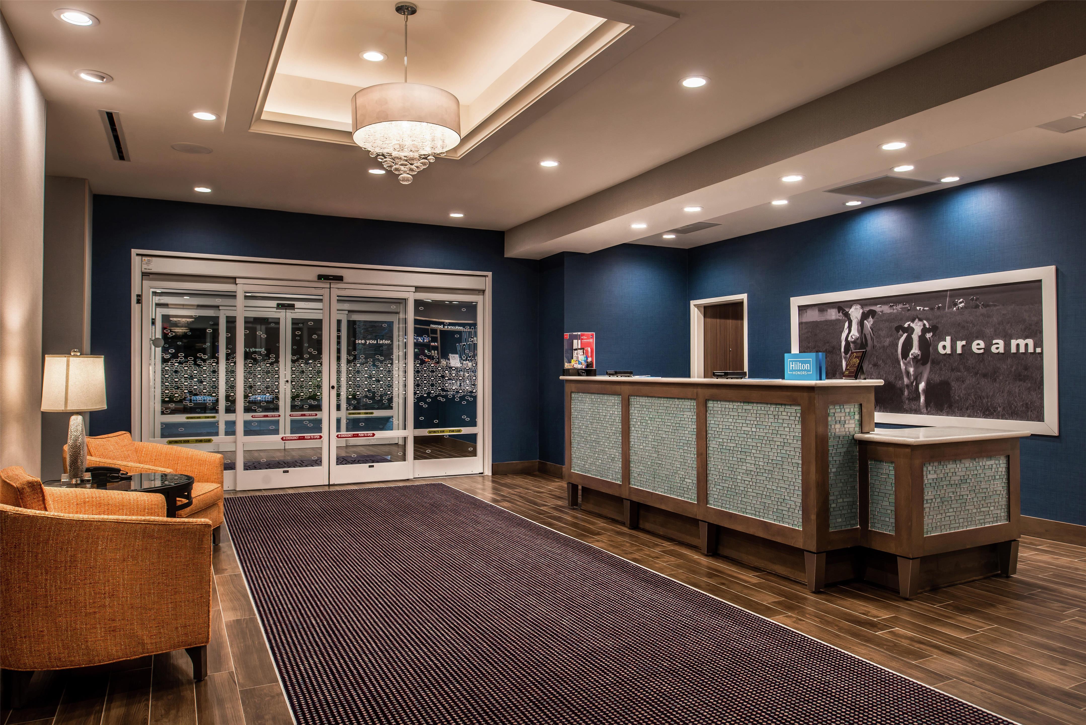 Reception | Hampton Inn Benson