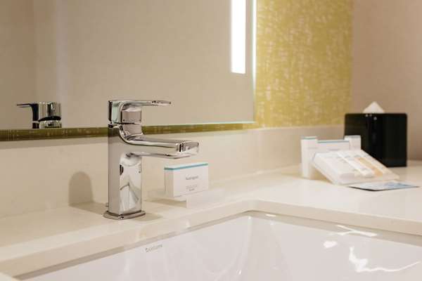  - Hilton Garden Inn Sun Prairie - US 151, Exit 100