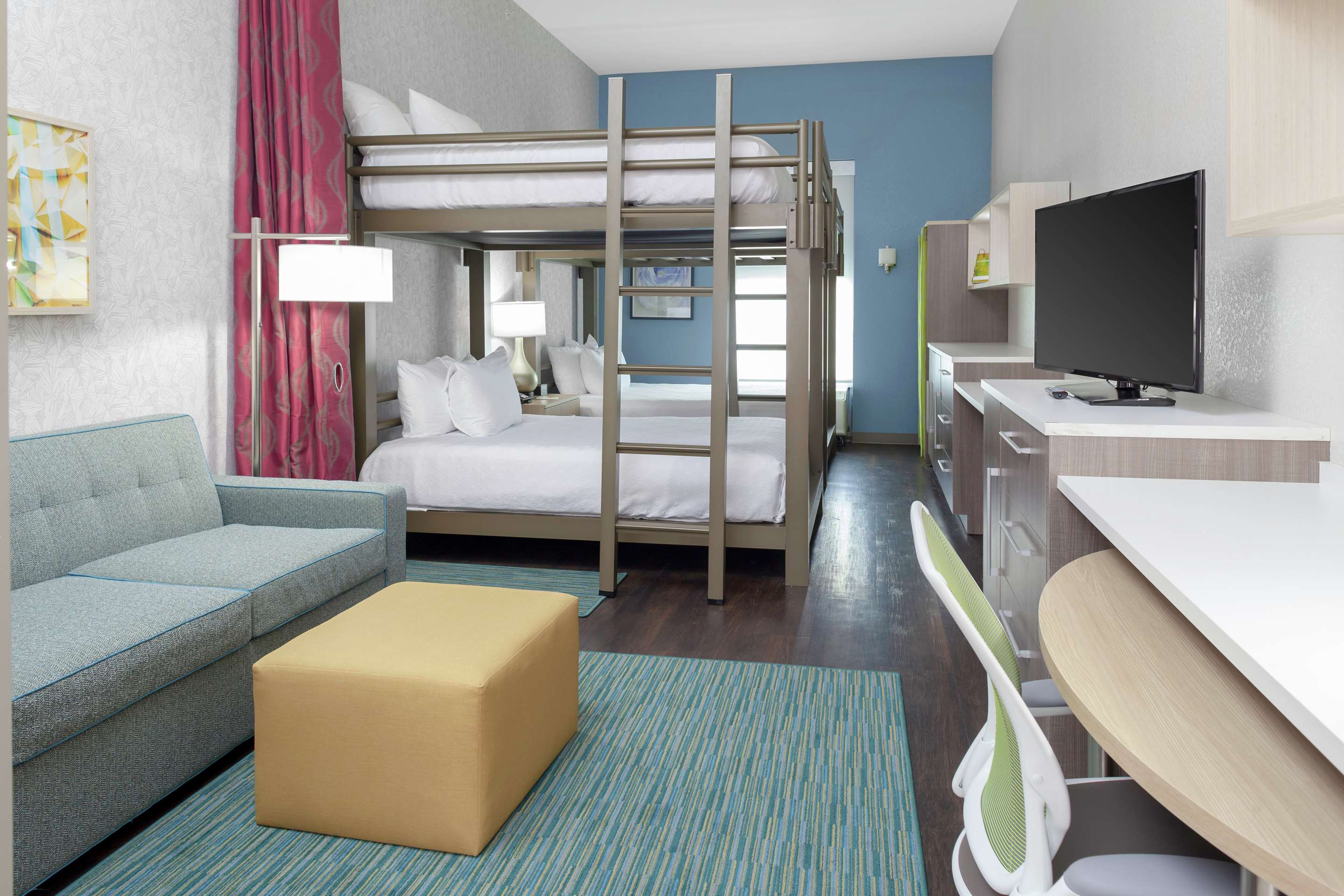 Guest room
