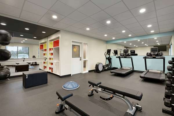 Fitness/ Exercise Room - Tru by Hilton Hotel St Charles - I-70, Exit 229B