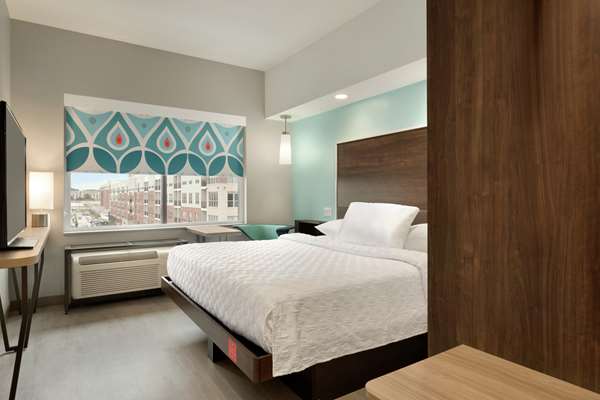  - Tru by Hilton Hotel St Charles - I-70, Exit 229B