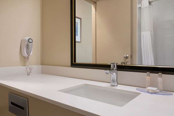  - Travelodge Whitecourt