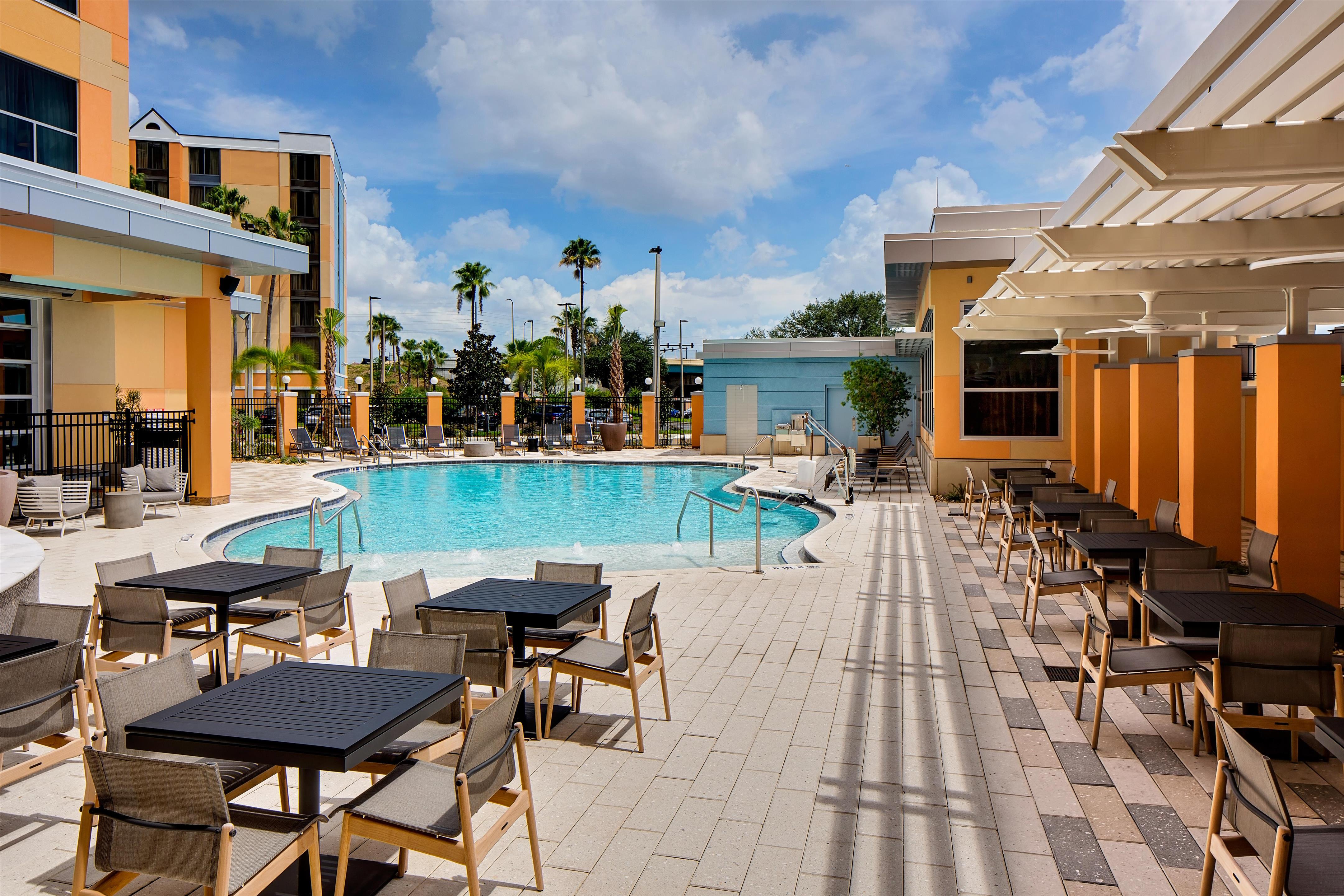 Pool | Hyatt Place across from Universal Orlando Resort