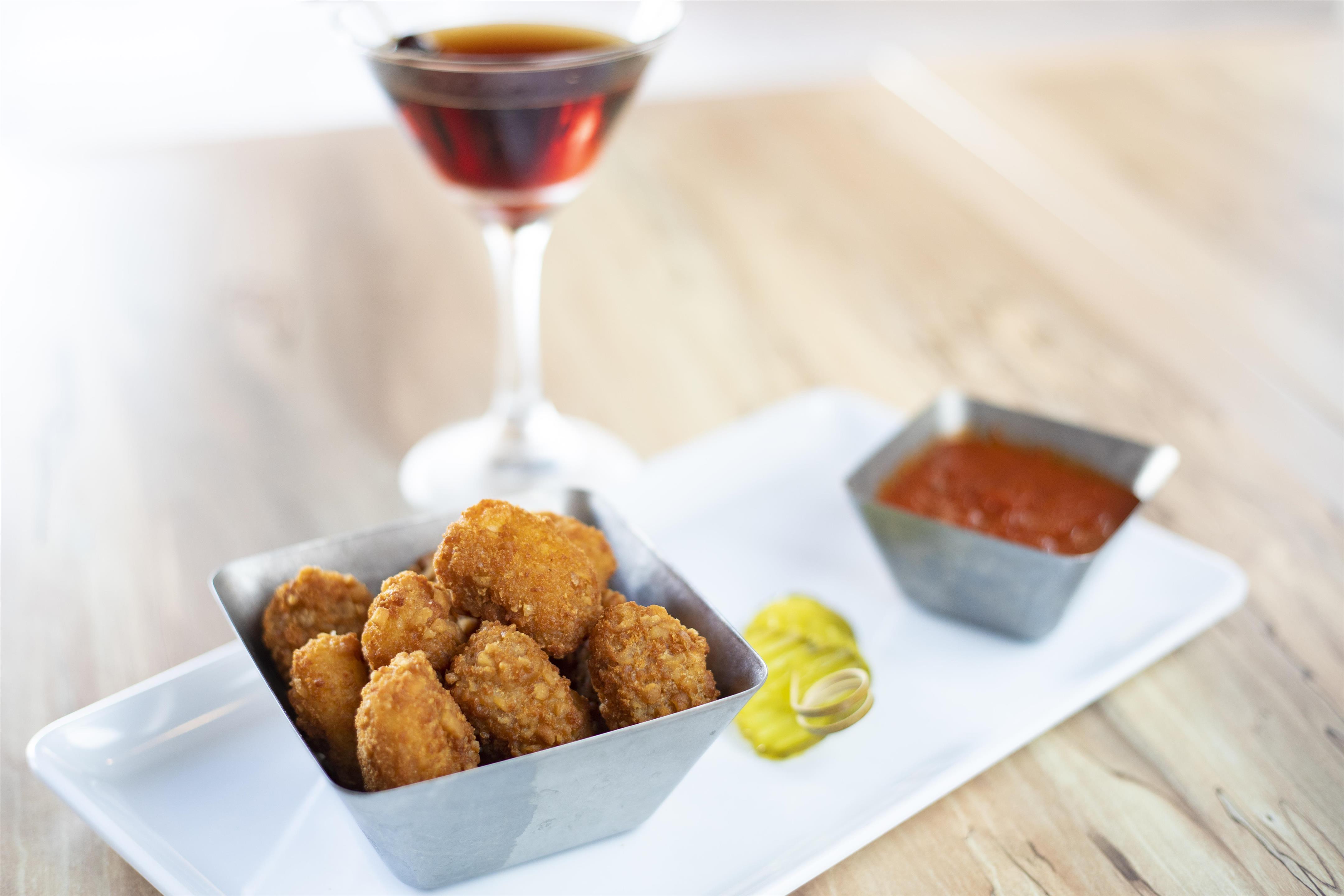 Restaurant | Hyatt Place across from Universal Orlando Resort