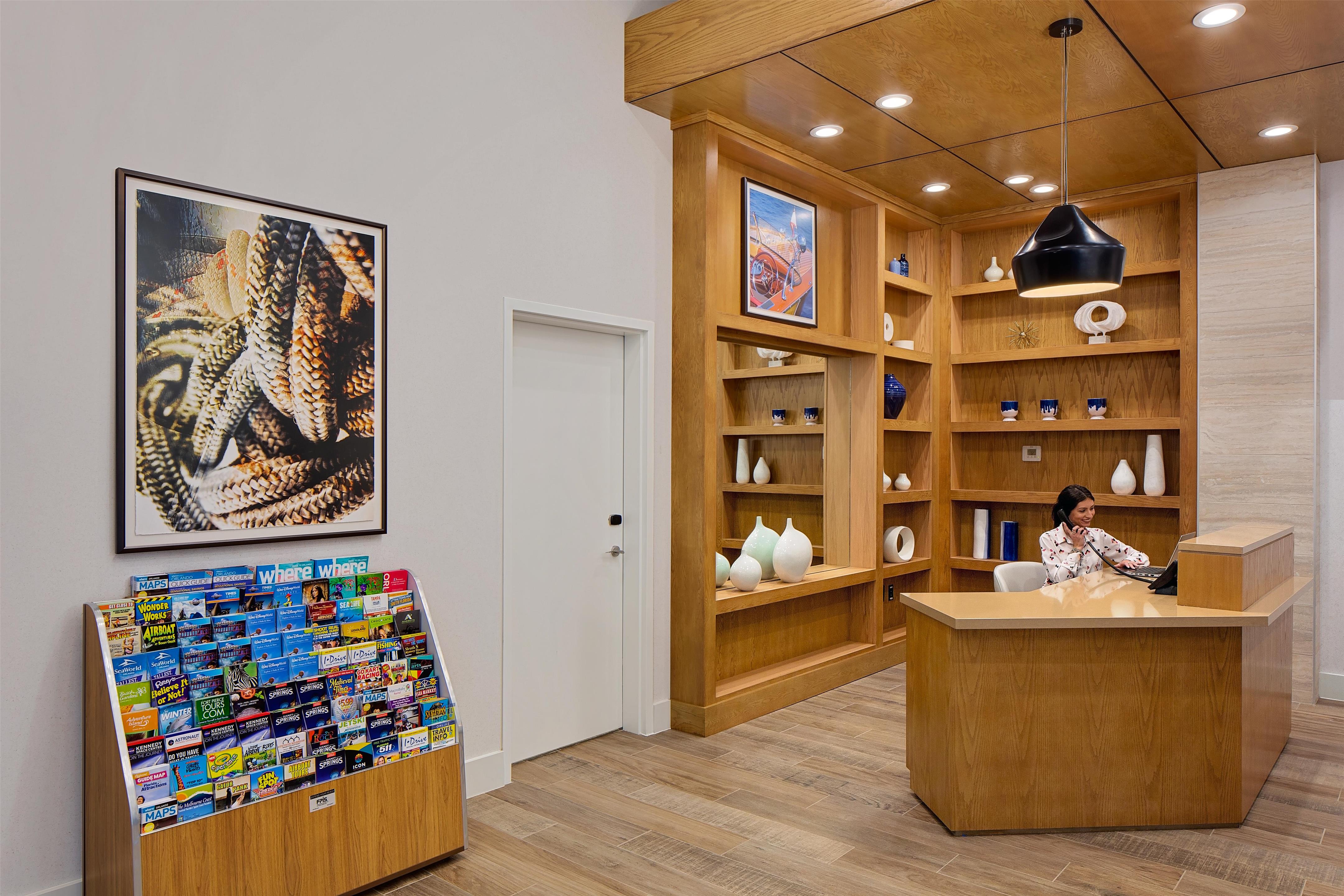 Lobby | Hyatt Place across from Universal Orlando Resort