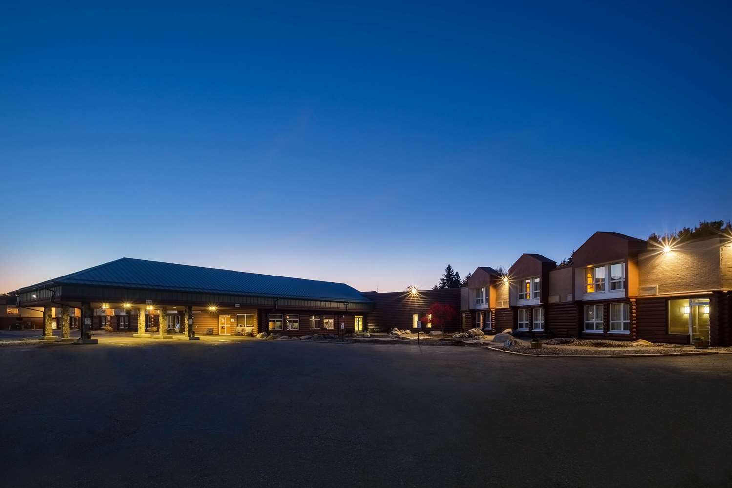 AmericInn Hotel & Suites International Falls, MN See Discounts