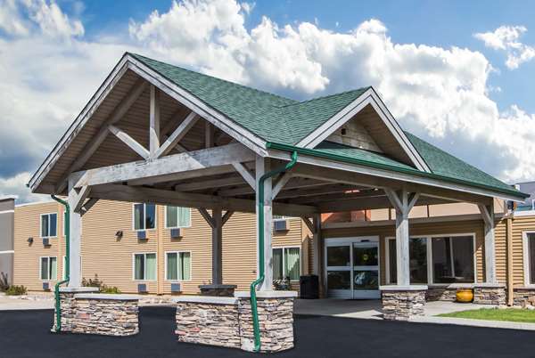 Exterior view - AmericInn Baxter