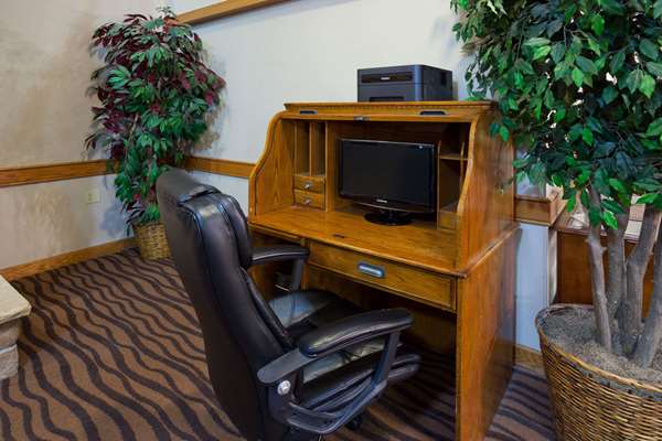 Conference Area - AmericInn Coon Rapids