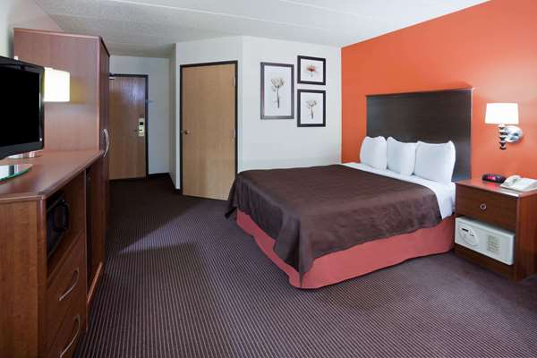  - AmericInn Coon Rapids