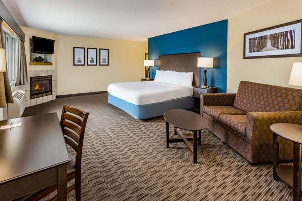 Suite - AmericInn Hotel & Suites Long Lake