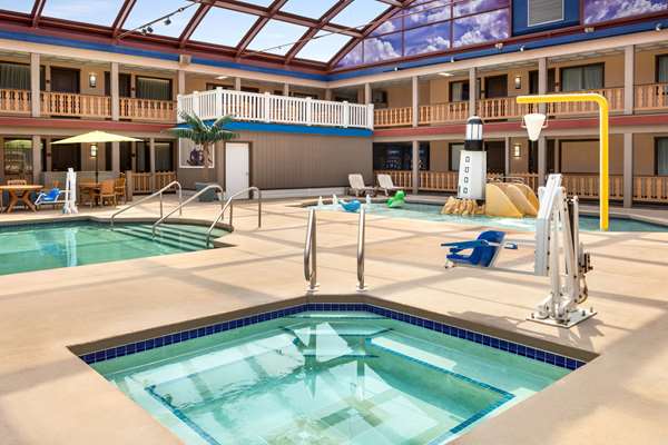 AmericInn by Wyndham La Crosse Riverfront Conference Center