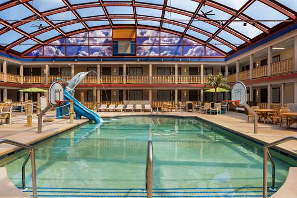 AmericInn by Wyndham La Crosse Riverfront Conference Center