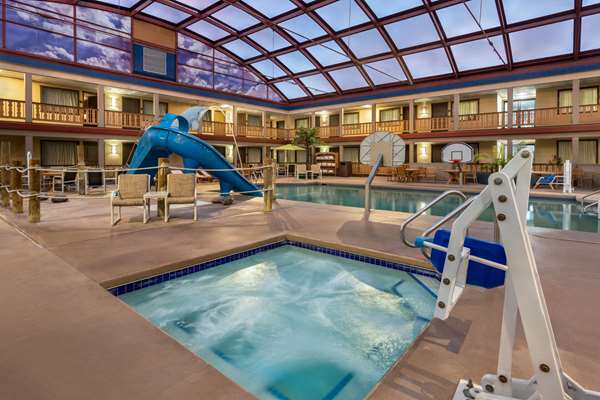 AmericInn by Wyndham La Crosse Riverfront Conference Center