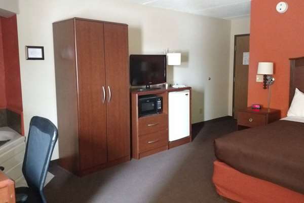  - AmericInn Lodge & Suites Iron River