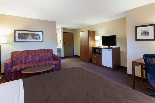 Suite - AmericInn Lodge & Suites Iron River