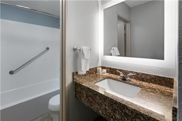 2 Queen Beds, Connecting Room, Non-Smoking