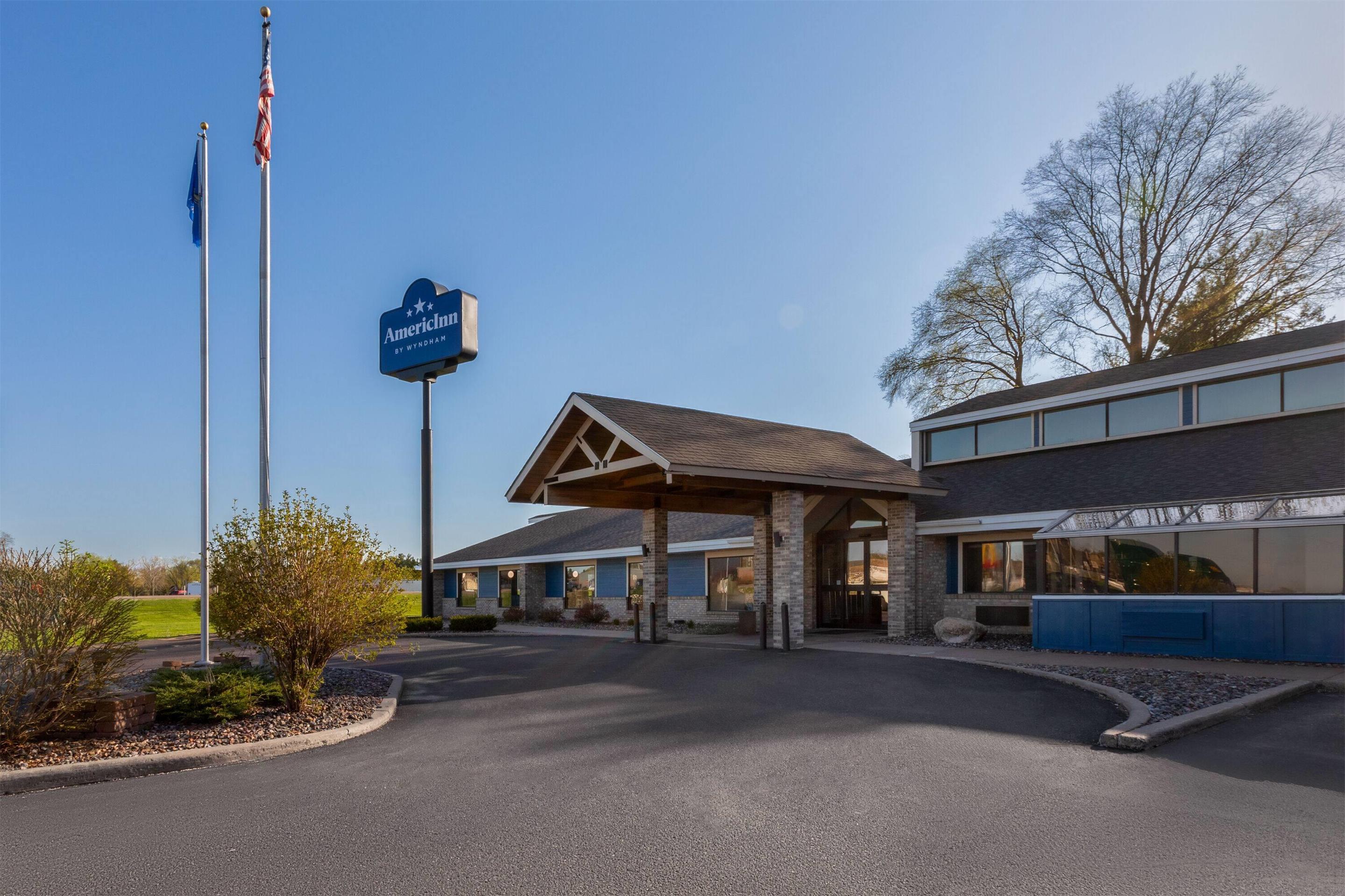Exterior | AmericInn by Wyndham Chippewa Falls