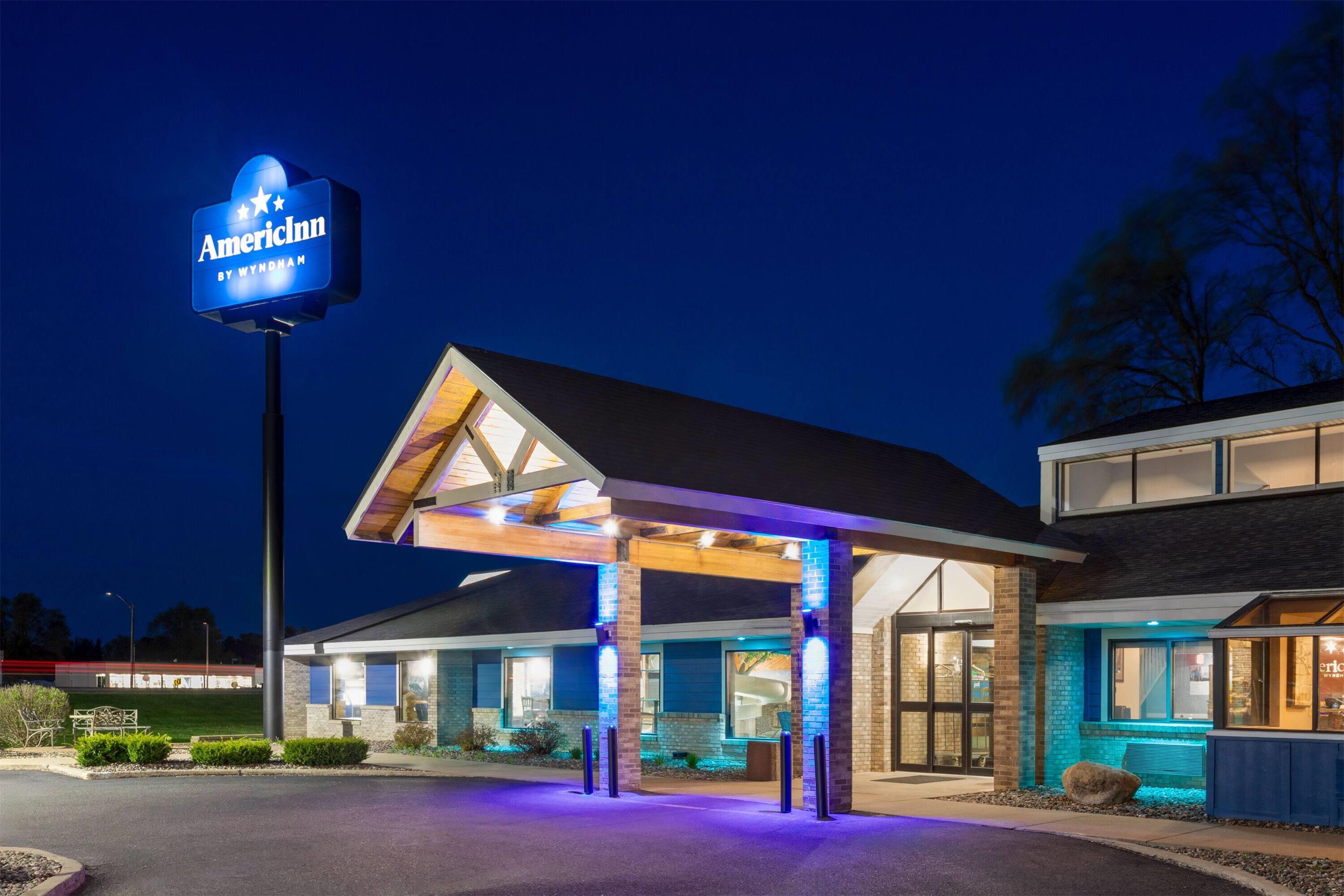 Exterior | AmericInn by Wyndham Chippewa Falls
