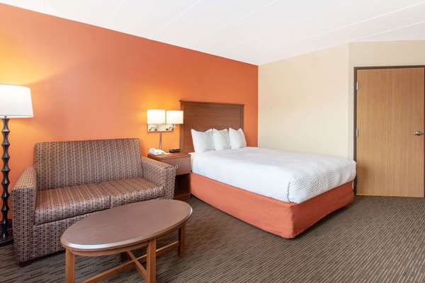  - AmericInn Lodge & Suites Calumet
