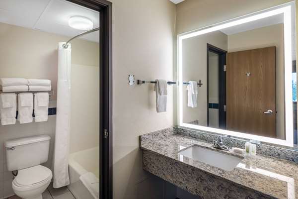  - AmericInn Two Harbors