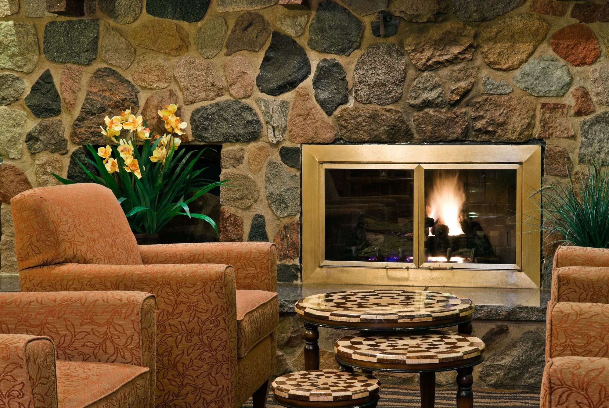Lobby | AmericInn by Wyndham Worthington
