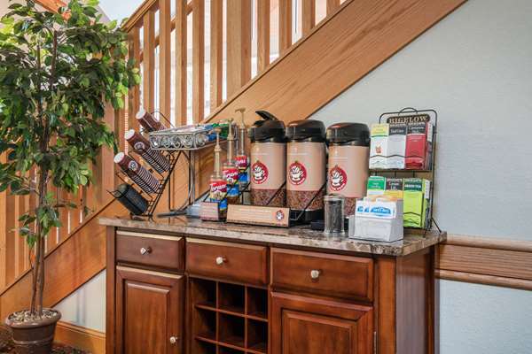  - AmericInn Lodge & Suites Anamosa