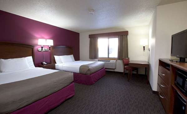  - AmericInn Lodge & Suites Osceola - I-35, Exit 33
