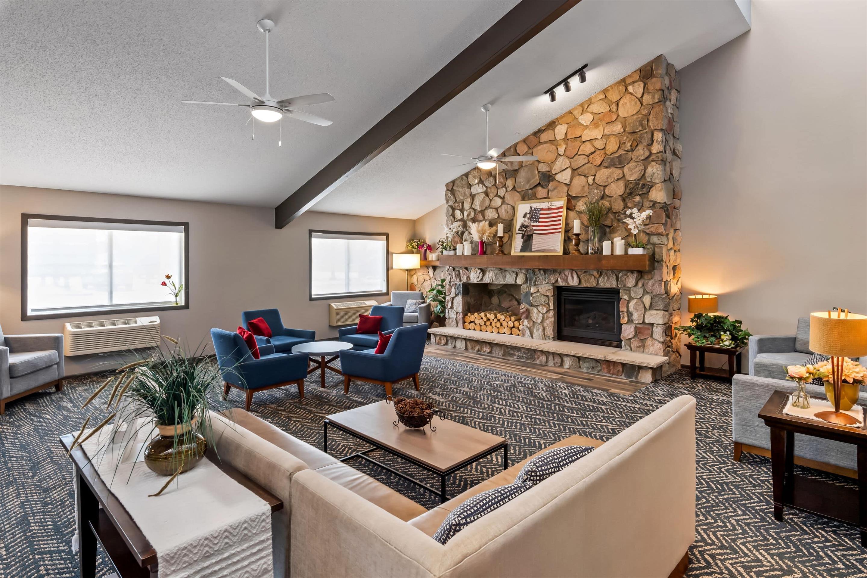Lobby | AmericInn by Wyndham Crookston U of M Crookston