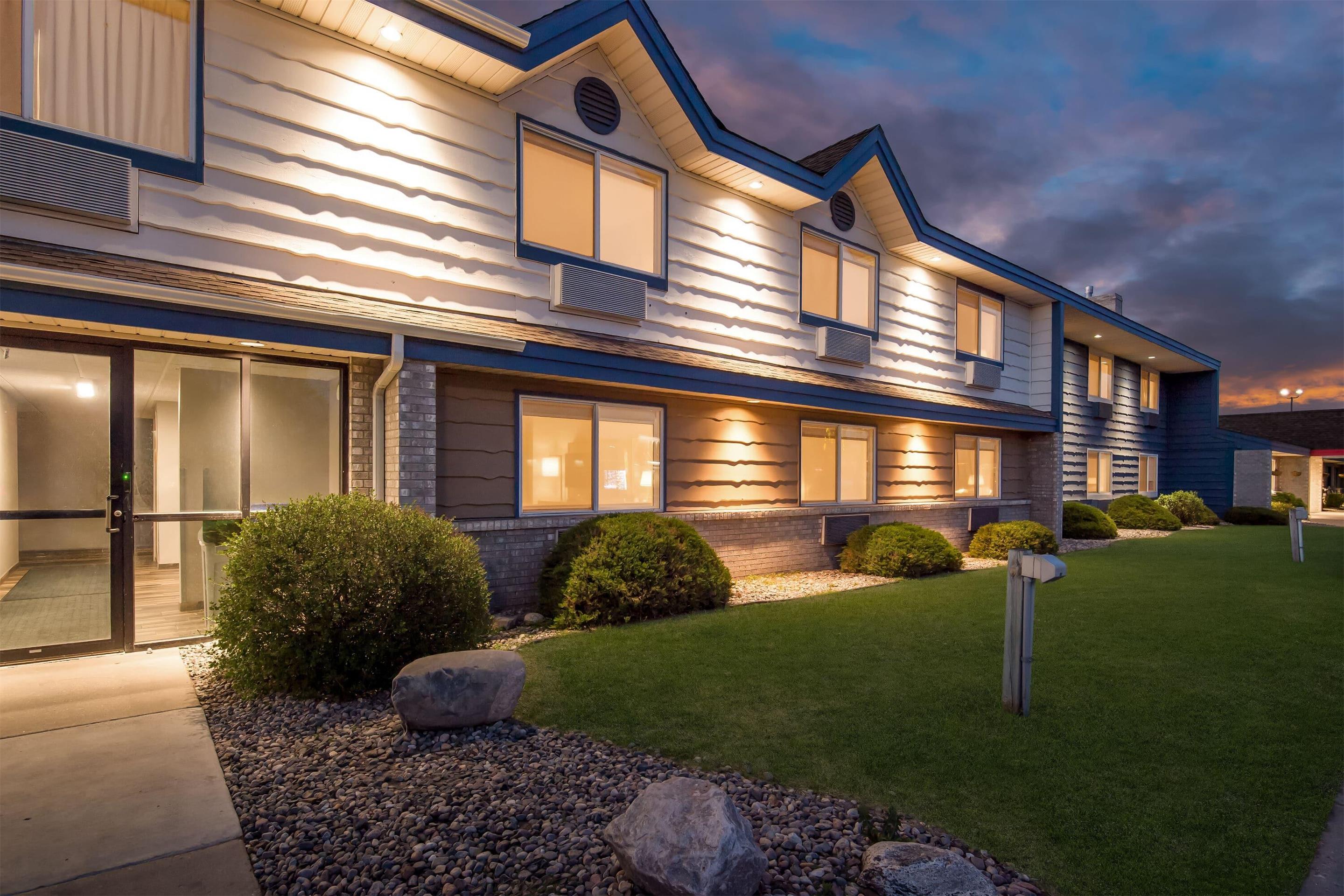 Exterior | AmericInn by Wyndham Crookston U of M Crookston