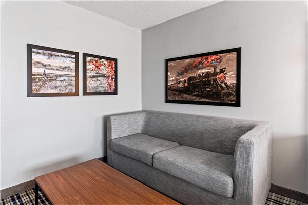 1 King Bed, Studio Suite, Non-Smoking