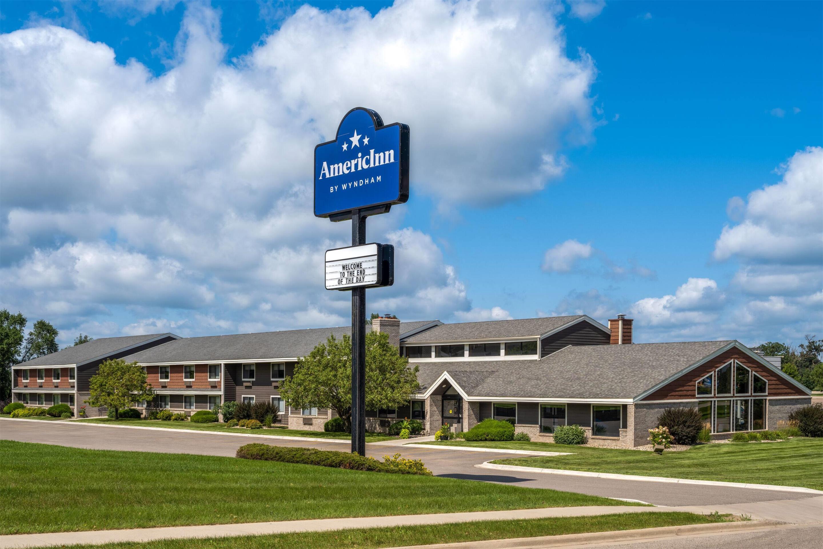 Exterior | AmericInn by Wyndham Alexandria