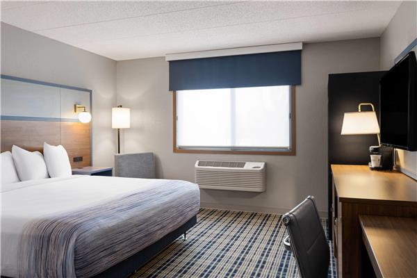 1 King Bed, Accessible Room, Non-Smoking