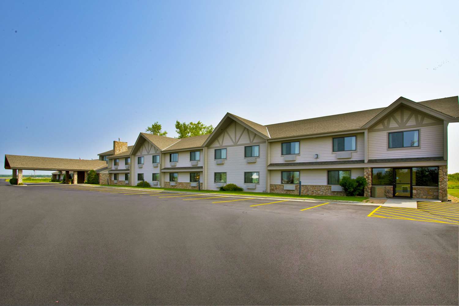 AmericInn Lodge & Suites Baudette, MN See Discounts