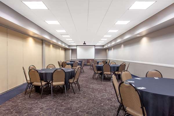  - AmericInn Hotel & Conference Center Mankato