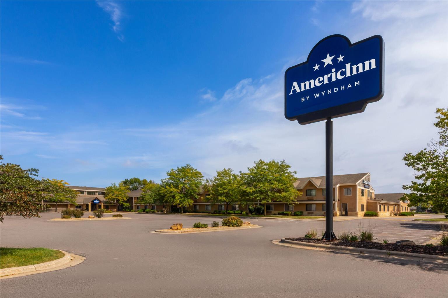 AmericInn by Wyndham Mankato Center