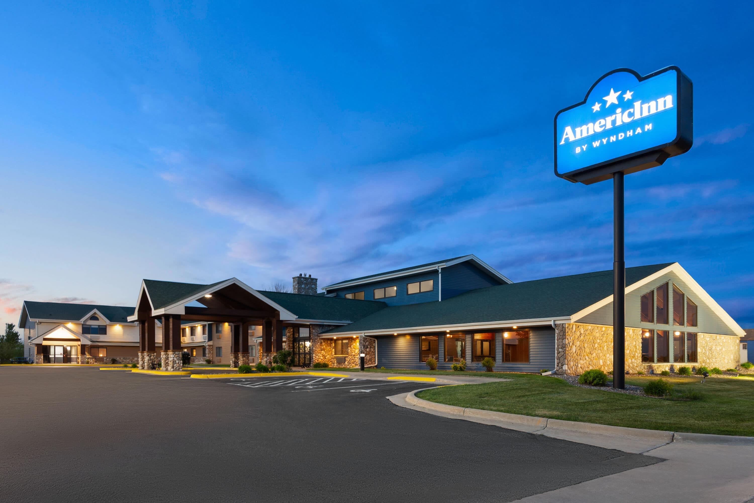 Exterior | AmericInn by Wyndham Austin