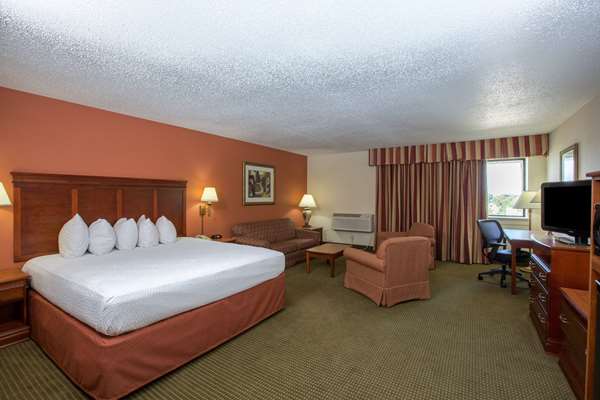  - AmericInn Hotel & Suites Omaha