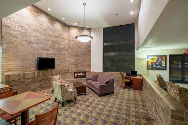  - AmericInn Hotel & Suites Omaha