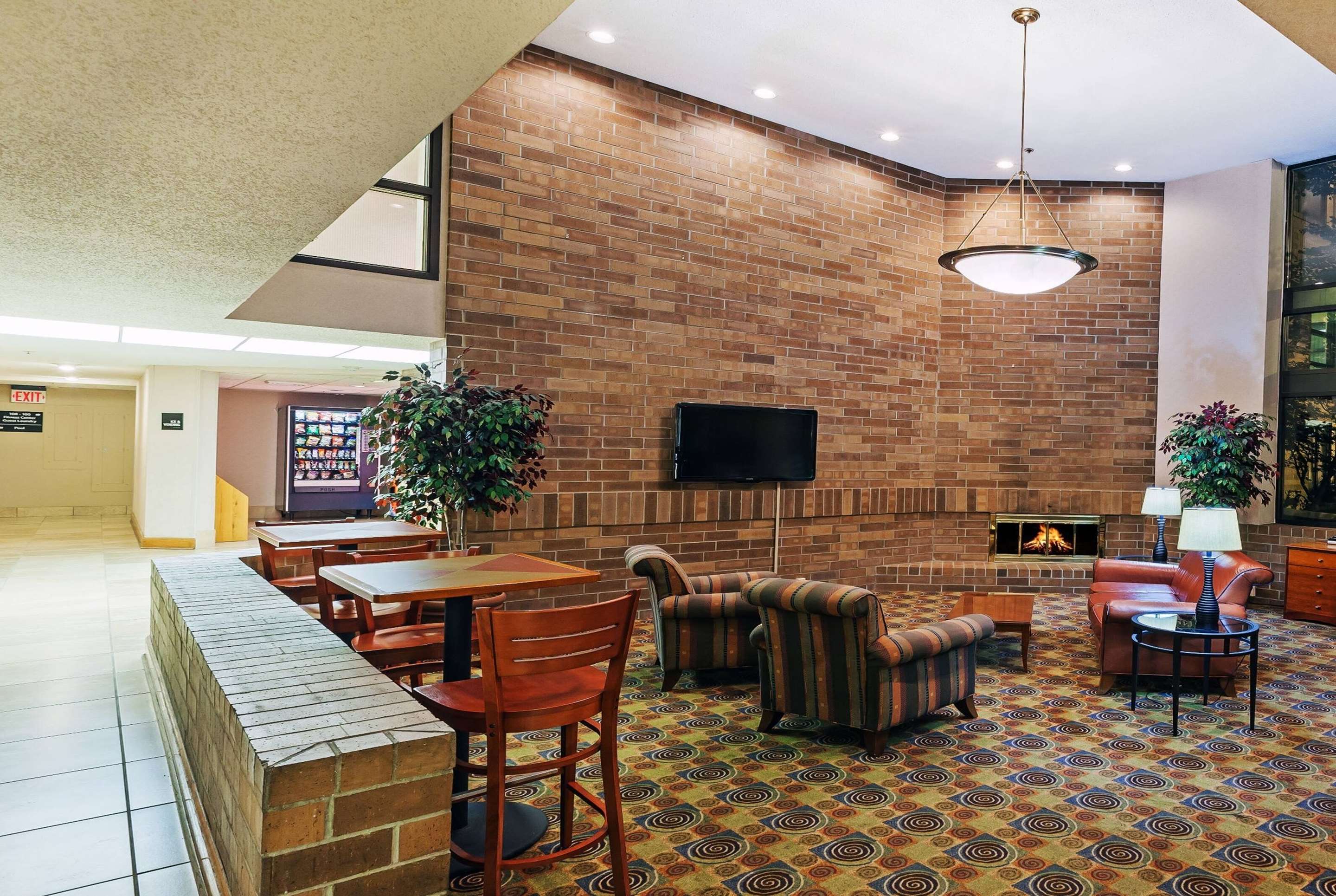 Lobby | AmericInn by Wyndham Omaha