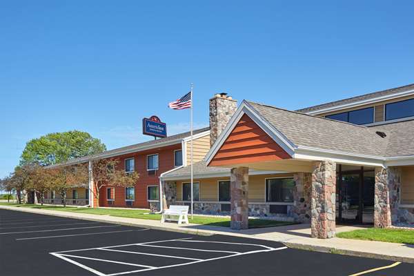 Exterior view - AmericInn Lodge & Suites Elkhorn - I-43, Exit 25