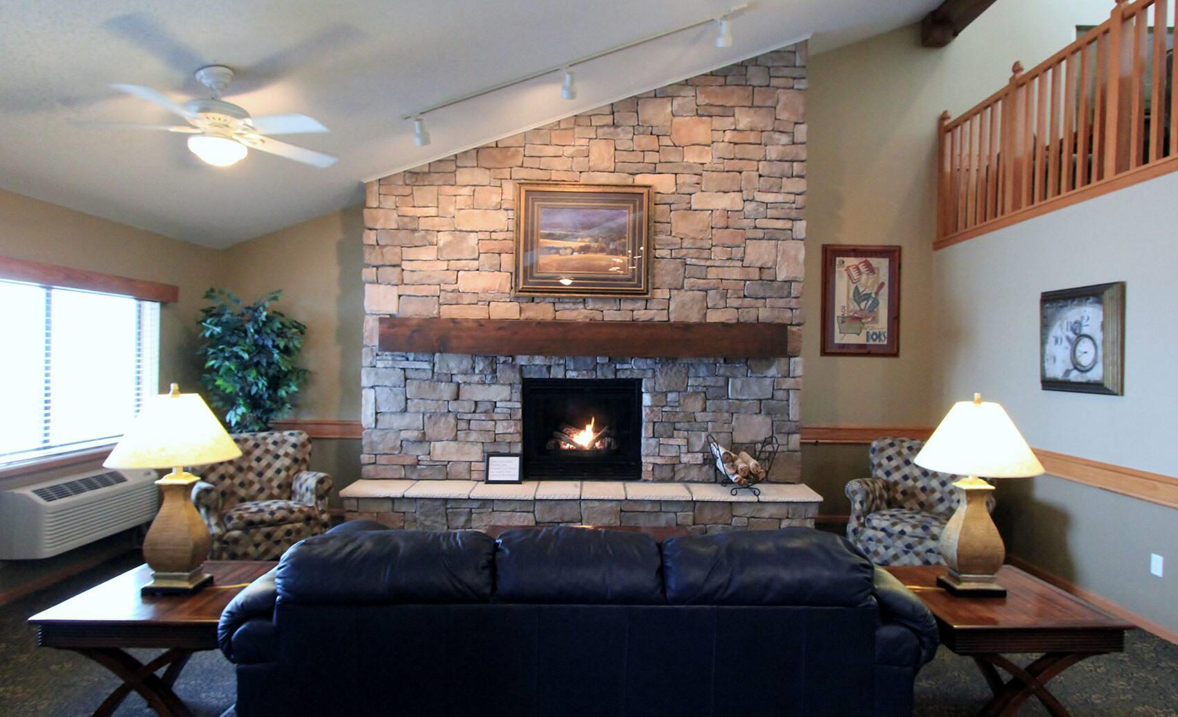 Lobby | AmericInn by Wyndham Cedar Rapids Airport