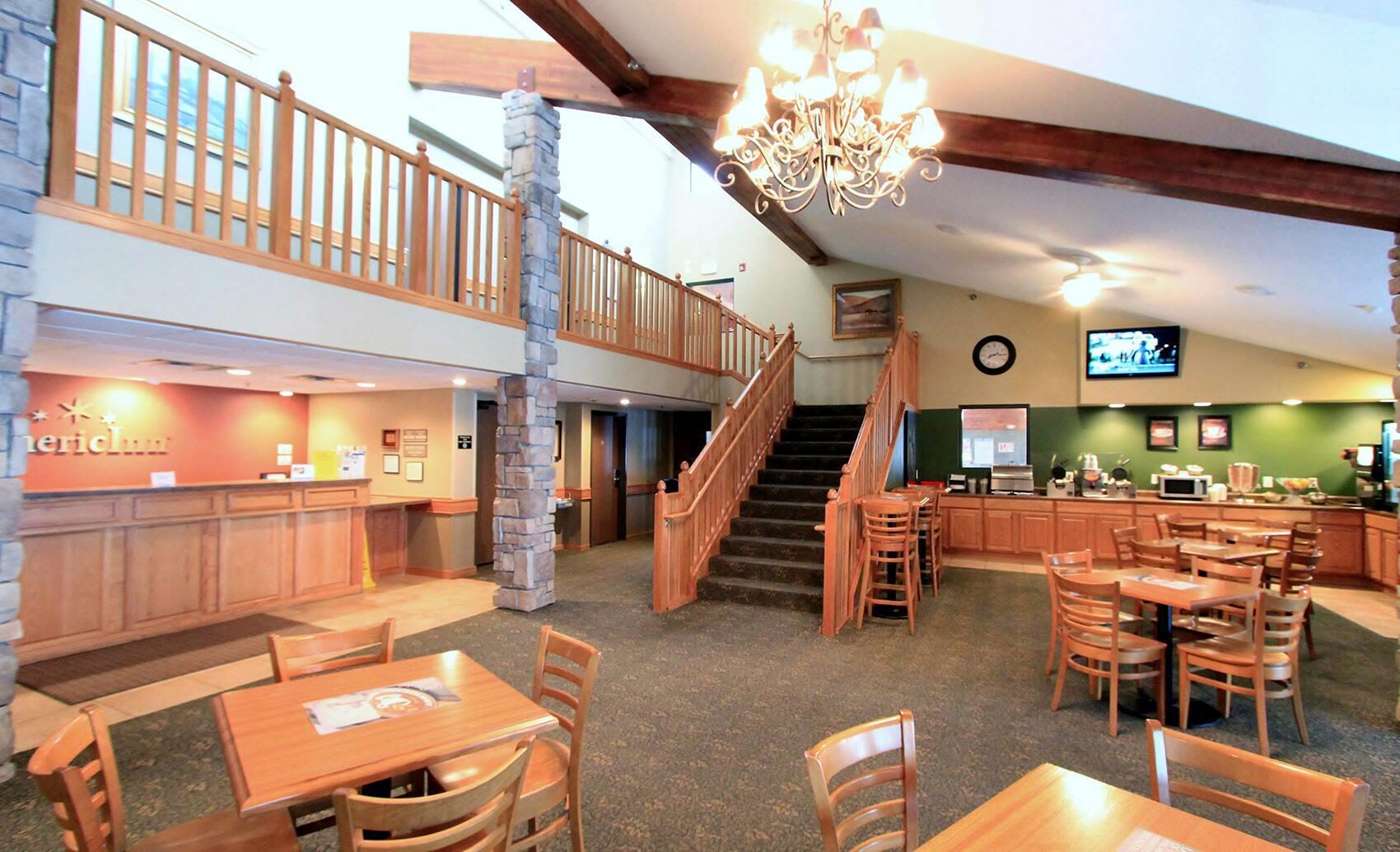 Lobby | AmericInn by Wyndham Cedar Rapids Airport