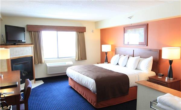 1 King Bed, Mobility Accessible Studio Suite, Non-Smoking