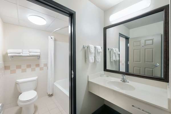  - AmericInn Lodge & Suites Havre