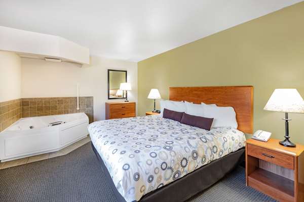 Suite - AmericInn Lodge & Suites Havre