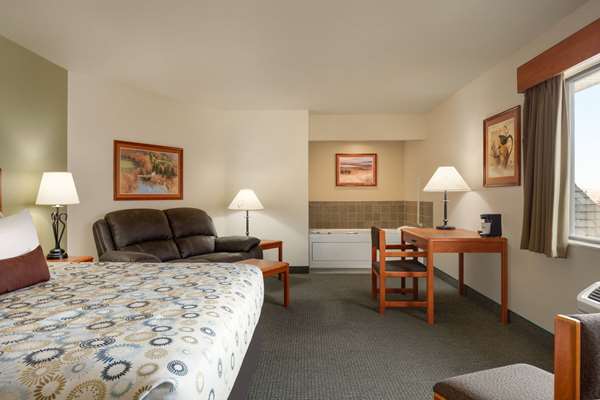 1 King bed, Mobility Accessible Studio Suite, Non-Smoking