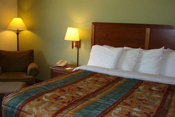  - AmericInn Lodge & Suites Kewanee