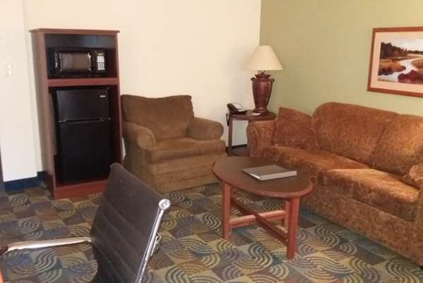  - AmericInn Lodge & Suites Kewanee