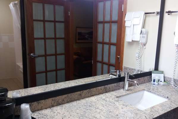  - AmericInn Lodge & Suites Kewanee