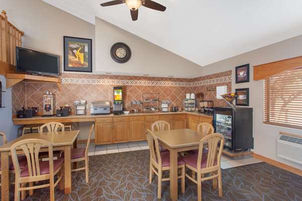  - AmericInn Lodge & Suites North Branch